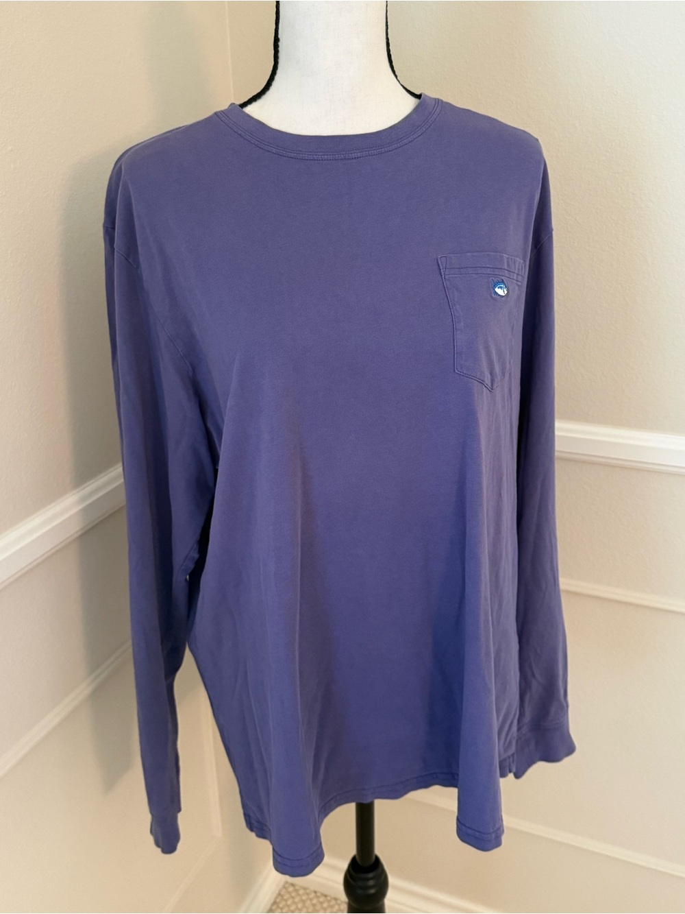 Long sleeve men’s shirt